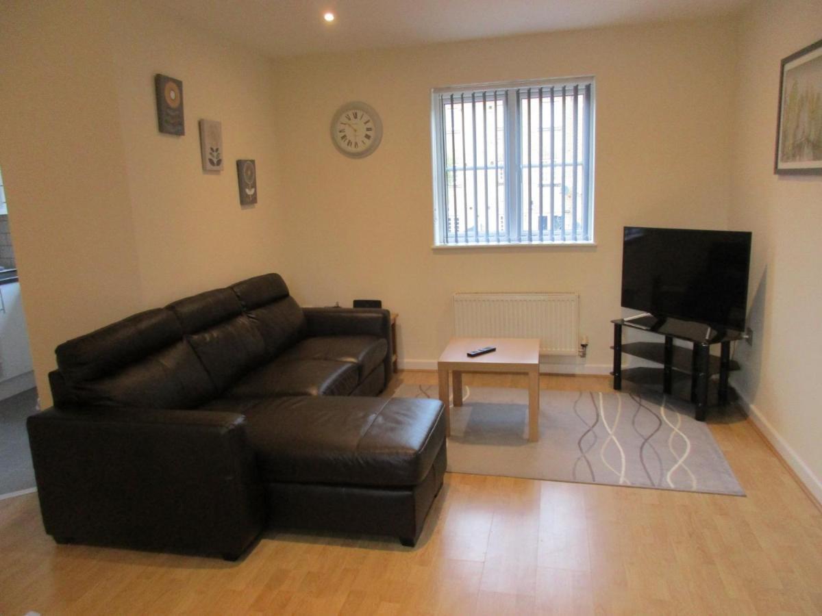 20 Nightingale Gardens, Coton Park, Rugby Cv23 0Wt 아파트 외부 사진